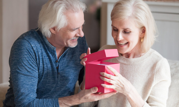 Anniversary Gift Ideas for Parents