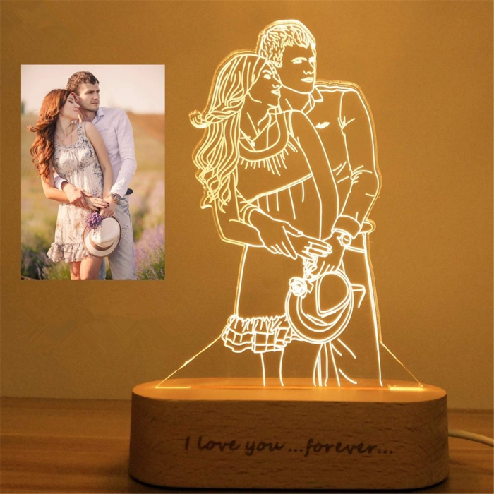 A Romantic Personalized Photo Lamp