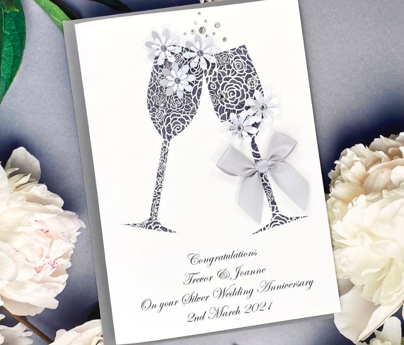 How to Make the Perfect 25th Wedding Anniversary Cards