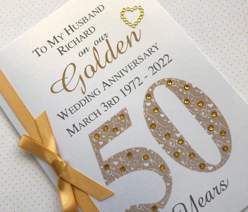 Design and Style Options for Wedding Anniversary Cards 50th