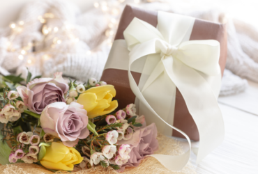 Top 20 gift Ideas for bride from groom