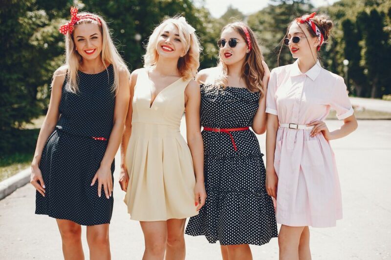 90s outfits for hen party