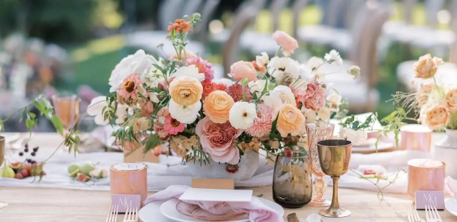 Table And Centrepieces Wedding Flower Arrangements