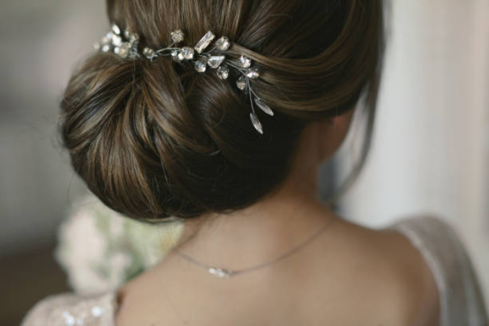 Hairstyles for Long Hair for a Wedding Bride