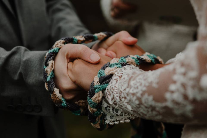 Handfasting - Tying the Knot in Celtic Tradition