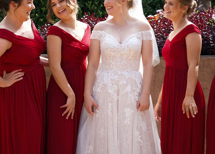 The Timeless Allure of Red at Weddings