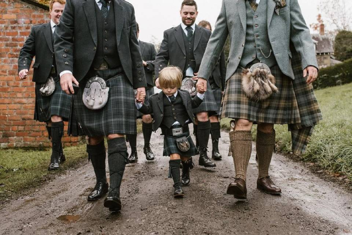 Traditional Scottish Wedding Attire