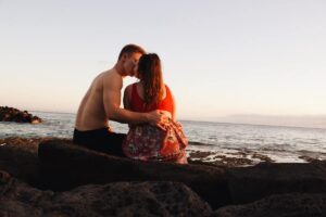 weekend getaway - gift ideas for 1 year anniversary for boyfriend