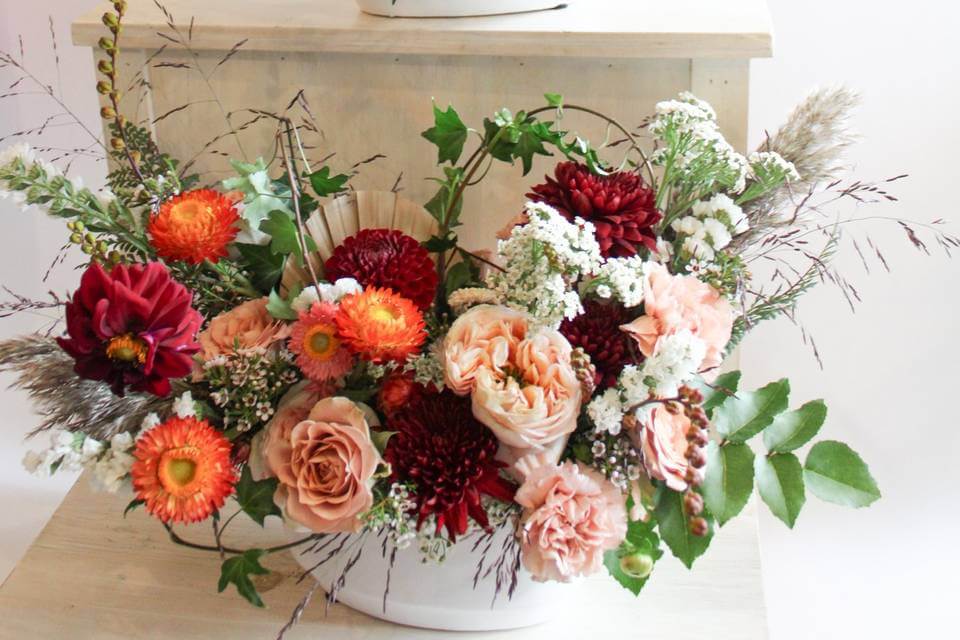 Best Flowers For A Fall Wedding