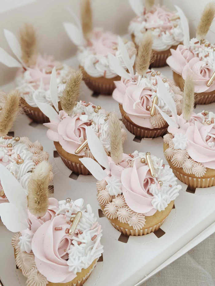 Engagement Cake and Cupcake Decoration