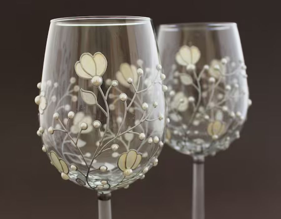 Anniversary Pearl Wine Glasses