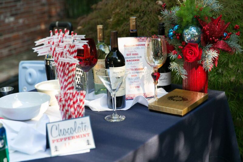 Simple ideas for engagement party 