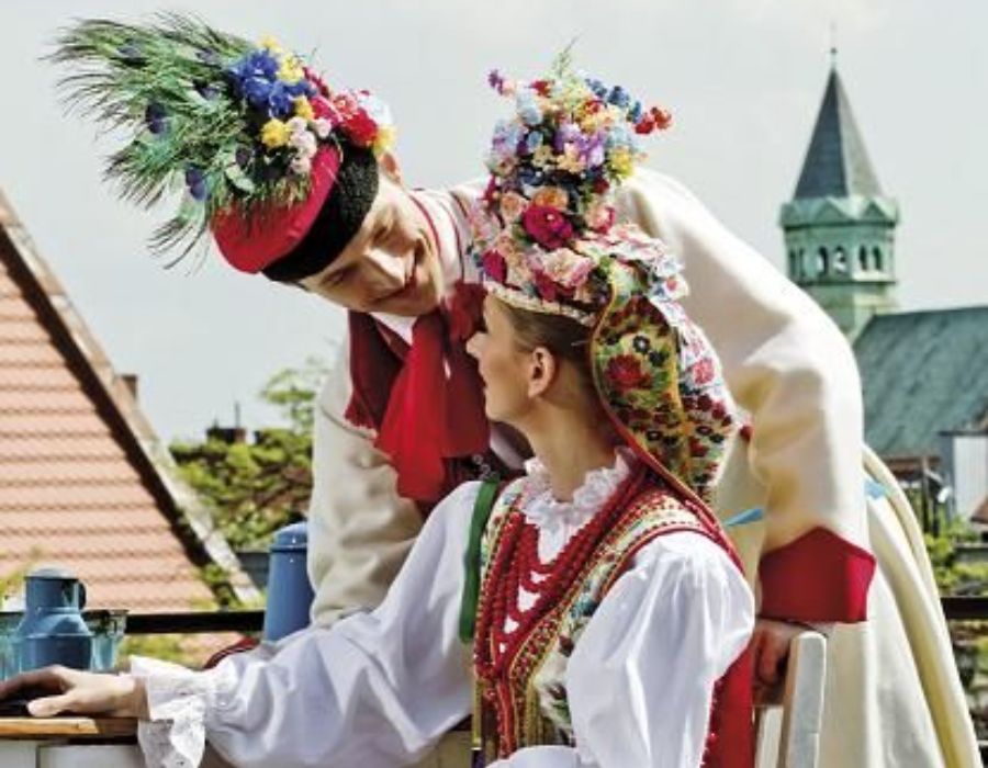 8 Must-Known Polish Wedding Traditions